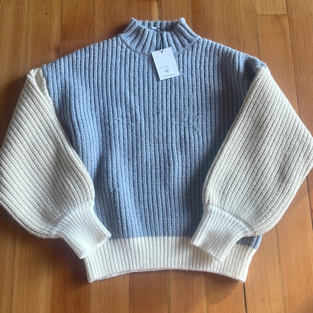 Oat mockneck sweater, tags on